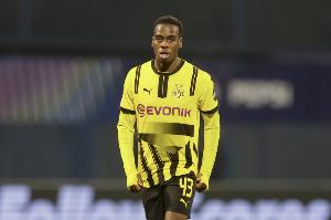 5000万欧被拒！记者：多特立即拒绝了切尔西对吉滕斯的第二份报价