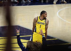 末节建功！托平8中4拿到8分6板1助2帽 正负值+18最高