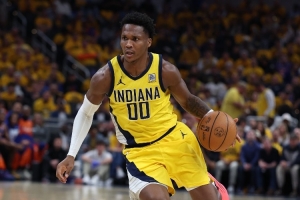 替补奇兵！马瑟林半场6投5中&罚球3中3 得到14分2板1帽