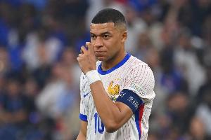 纳赛尔：我们虽然和姆巴佩有点矛盾，但我打心底里祝他好