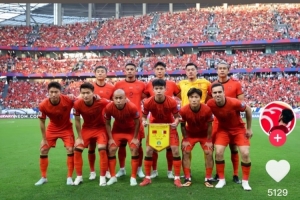 魏震社媒：很荣幸参加世预赛，希望击败巴林会是好的开始