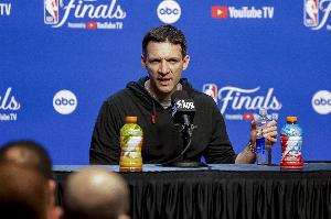 戴格诺特：我们打出了很多不错表现 但不足以让我们客场赢球