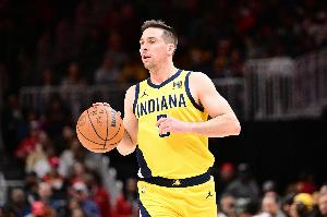 励志！麦康纳替补贡献10分5助攻5抢断 总决赛历史首位