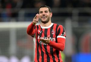 迪马：马竞提高了对特奥的报价，距离达成协议更近