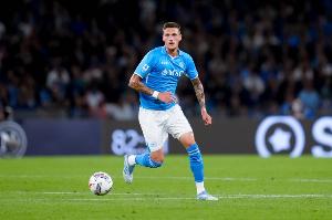 斯基拉：那不勒斯中卫马林接近租借加盟黄潜，含选择买断条款