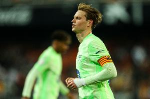 每体：续约德容是巴萨主要目标之一，他的伴侣将起到关键推动作用