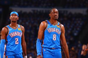 孔德昕：似乎觉得步行者压得雷霆喘不过气来 看后者末节能否顶住