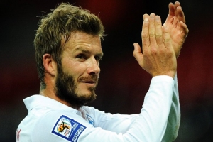 英格兰祝贺贝克汉姆：恭喜大卫-贝克汉姆爵士！