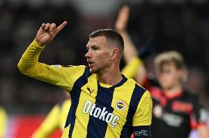 斯基拉：39岁哲科接近加盟佛罗伦萨，2年合同年薪200万欧+奖金