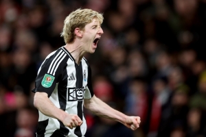 英媒：纽卡为满足财政规则以及引援，不排除将戈登卖给利物浦