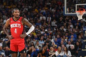 名记：太阳已经评估杰伦-格林的价值 以防他被交易过来