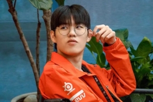 韩国经纪人：Oner续约令我最印象深刻，他对T1感情很深