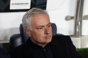 切尔西旧将：穆里尼奥可不能太早退休，他仍可以争夺最高级别荣誉