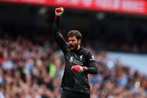 阿利森：利物浦就像我的生命，我的责任是守护安菲尔德的六万人