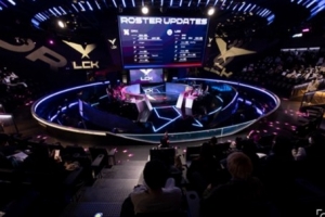 官方摄像师涉嫌拖欠模特工资被多人起诉！LCK：正在核实情况