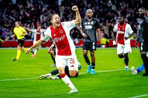 海外最强华裔！土媒：费内巴切将报价1000万欧，求购华裔中场天乐