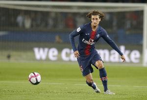 赔130万！队报：巴黎被判赔偿拉比奥特130万欧，因曾扣押球员工资