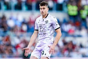 罗马诺：比约尔已与利兹联签署合同，转会费总价2200万欧元