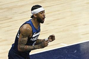 美记：公牛和老鹰是亚历山大-沃克的潜在下家 马刺也对其有意