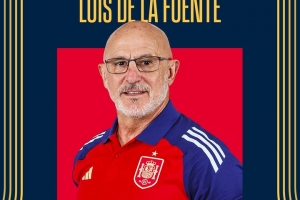 德拉富恩特今天迎来64岁生日，西班牙官推晒海报送祝福