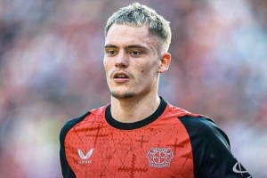 英超晒海报盘点从德甲来的球星：哈兰德、孙兴慜、德布劳内……