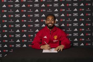 舒梅切尔：曼联签下库尼亚是个积极信号，从英超内部引援才是正路