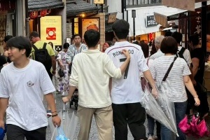 下血本啊！媒体人：蓝莲花预支工资帮Scout解决债务问题 还亲自跑韩国