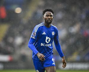 英媒：曼联和埃弗顿有意莱斯特城中场恩迪迪，球员解约金900万镑