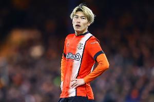 外媒：桥冈大树即将离开卢顿，加盟捷克甲冠军布拉格斯拉维亚