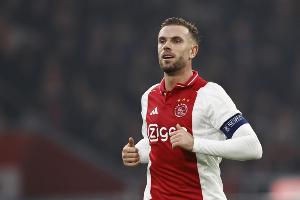 英媒：多名媒体人认为森林不该签亨德森，他回归桑德兰是最好选择