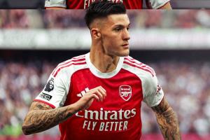 选谁记者：阿森纳确定前锋2选1 塞斯科8000万&约克雷斯7000万