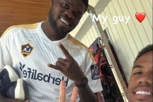 加布里埃尔社媒晒与托马斯合照，后者身穿洛杉矶银河球衣