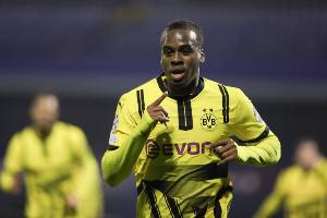 开价5000万镑！邮报：切尔西接近签20岁吉滕斯，预计再向多特报价