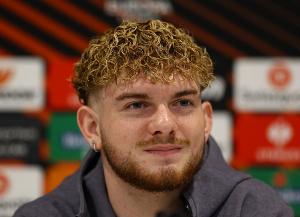 埃利奥特：入选国家队不容易，英格兰队中从上到下都是世界级球员