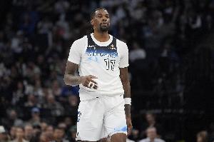 Fischer：活塞原计划为里德提供报价 或追逐阿尔达马&森林狼沃克