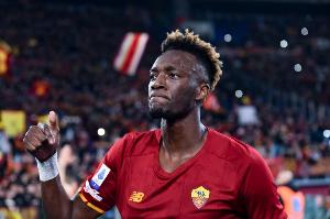 斯基拉：亚伯拉罕有望在今天加盟贝西克塔斯，罗马急于完成交易