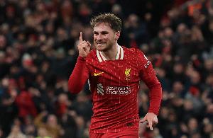 麦卡利斯特：登贝莱曾在穿裆过人后嘲讽我，当时我想要杀了他