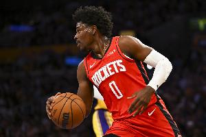 Scotto：火箭拒绝阿隆-霍勒迪的球队选项 他预计一年合同重回休城