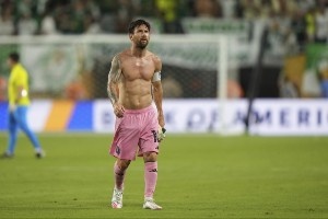 背负太多！TA：梅西被FIFA生拉硬拽进世俱杯 竭力扛起了国际足联