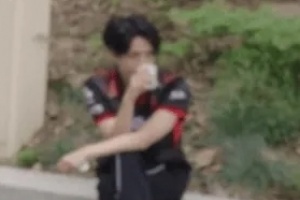 点自己呢？G2官推整活：这么强势的首局，如果被让一追三可就耻辱了