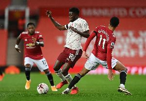 电讯报：格林伍德被捕后曼联立即停赛，阿森纳却让托马斯踢了3年