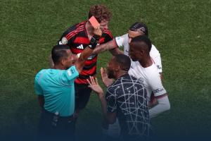 常规时间没赢过切尔西队史3次面对巴甲球队，1胜2负处于劣势