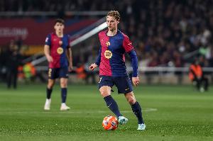 阿斯：德容的续约因他与经纪人解除关系而受到拖延，但没离队风险