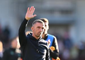 天空：前狼队主帅加里-奥尼尔成为莱斯特城新帅热门人选