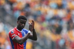 英媒：纽卡未放弃格伊，备选斯卡尔维尼和巴列尔迪&关注埃利奥特