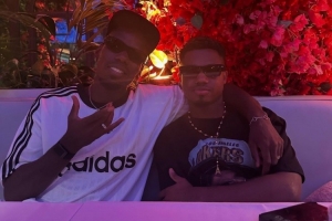 新队友！博格巴社媒晒与法蒂合照，多位球员点赞