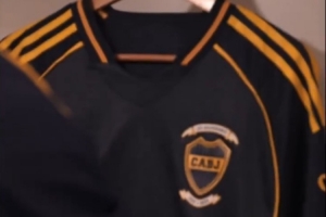 博卡社媒晒视频，疑似预热帕雷德斯回归：周四18点在糖果盒球场