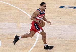 美记：除湖人快船太阳勇士木狼鹈鹕国王雄鹿 掘金也有意布罗格登