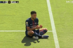 贡萨洛-拉莫斯谈庆祝动作：我想要进球，向我的朋友若塔致敬