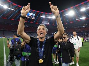 时隔十年！恩里克再度冲击世俱杯，上一次是执教巴萨MSN时期